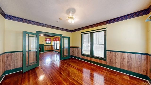 104 N Herring Street, Dothan, AL 36303