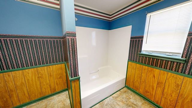 104 N Herring Street, Dothan, AL 36303