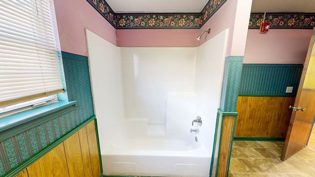 104 N Herring Street, Dothan, AL 36303