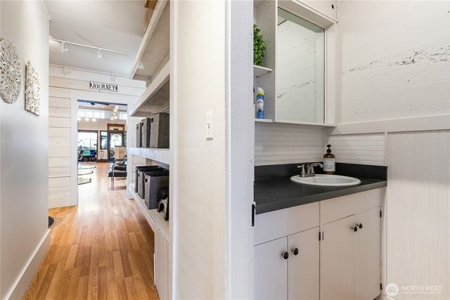 511 Front Street, Lynden, WA 98264