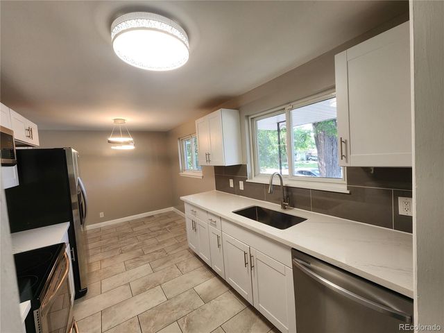 210 E Geddes Avenue, Littleton, CO 80122