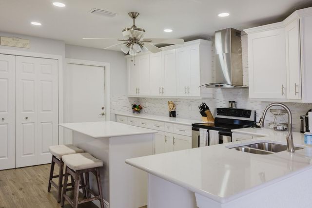 2403 75TH STREET W, Bradenton, FL 34209