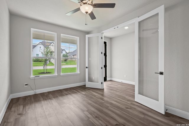 549 ENGLEWOOD LN, Castroville, TX 78009