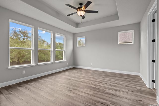 549 ENGLEWOOD LN, Castroville, TX 78009