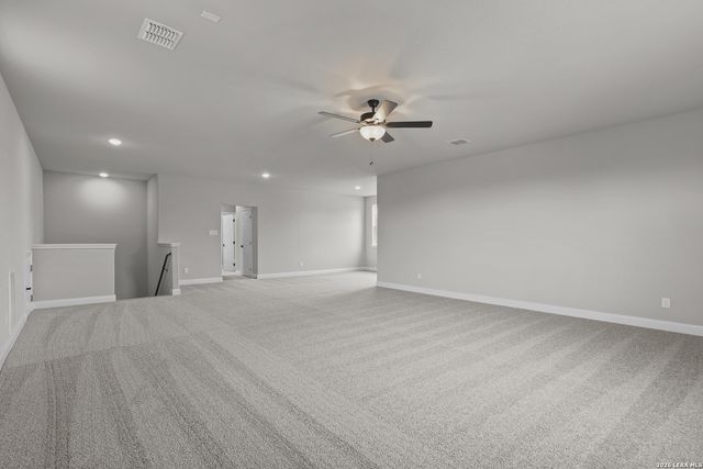 549 ENGLEWOOD LN, Castroville, TX 78009