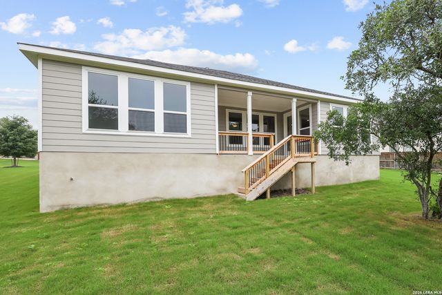 549 ENGLEWOOD LN, Castroville, TX 78009