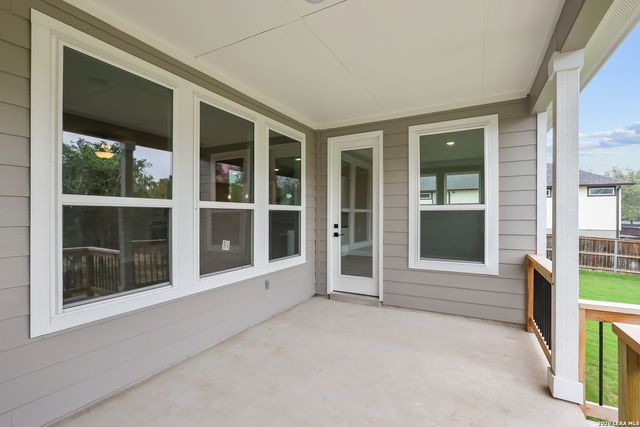 549 ENGLEWOOD LN, Castroville, TX 78009