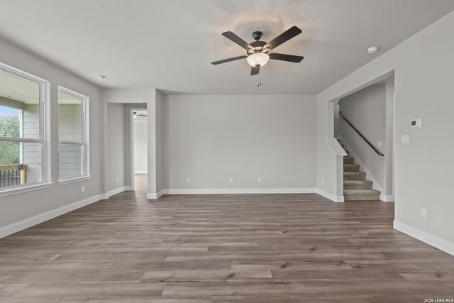549 ENGLEWOOD LN, Castroville, TX 78009
