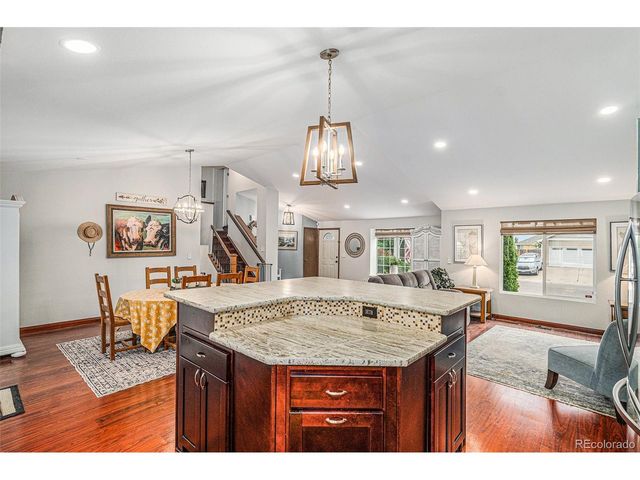 6325 S Oak Way, Littleton, CO 80127