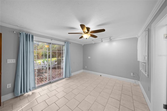 236 N SALISBURY AVENUE, Deland, FL 32720