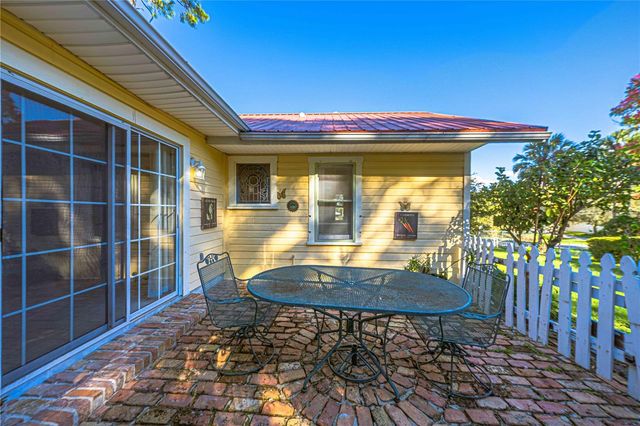 236 N SALISBURY AVENUE, Deland, FL 32720
