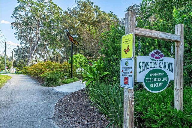 236 N SALISBURY AVENUE, Deland, FL 32720