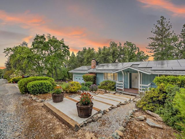 593 Short Rd, Diamond Springs, CA 95619