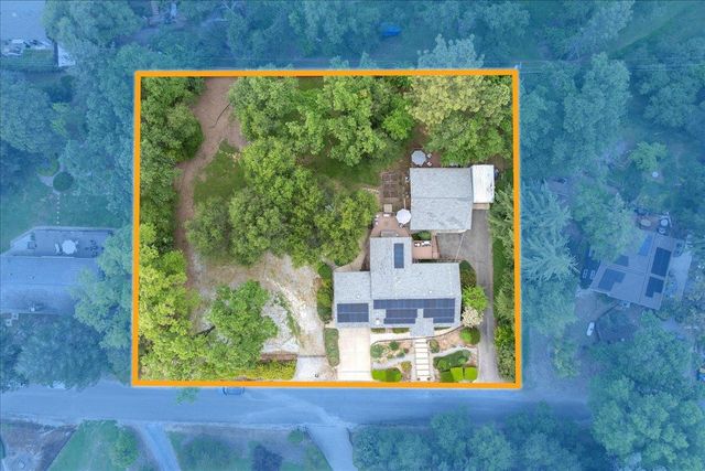 593 Short Rd, Diamond Springs, CA 95619