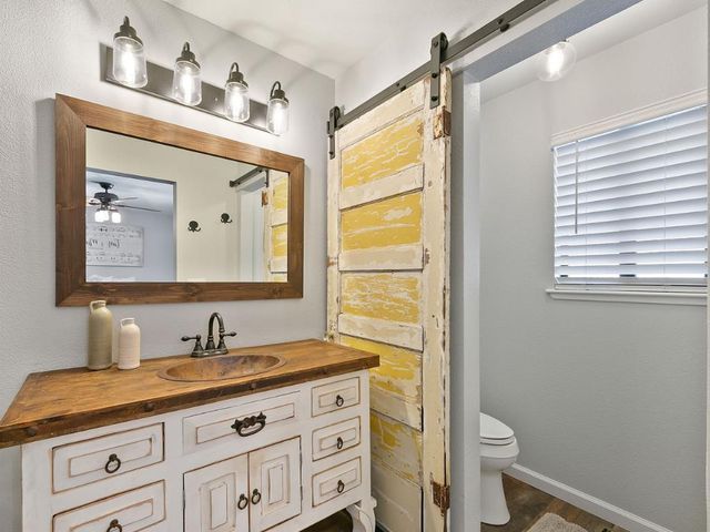 593 Short Rd, Diamond Springs, CA 95619