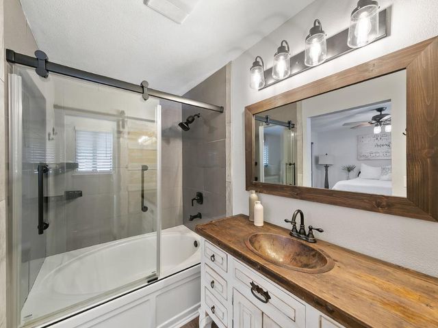 593 Short Rd, Diamond Springs, CA 95619