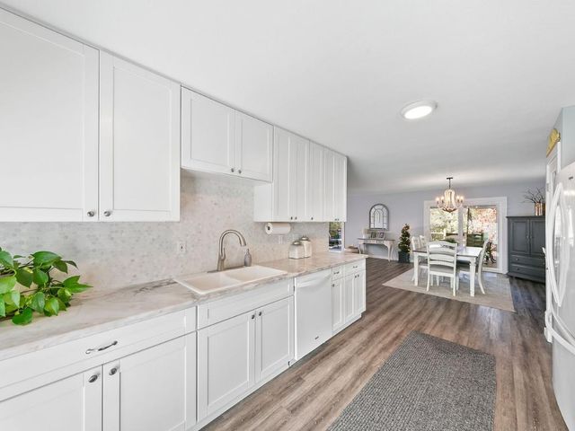 593 Short Rd, Diamond Springs, CA 95619