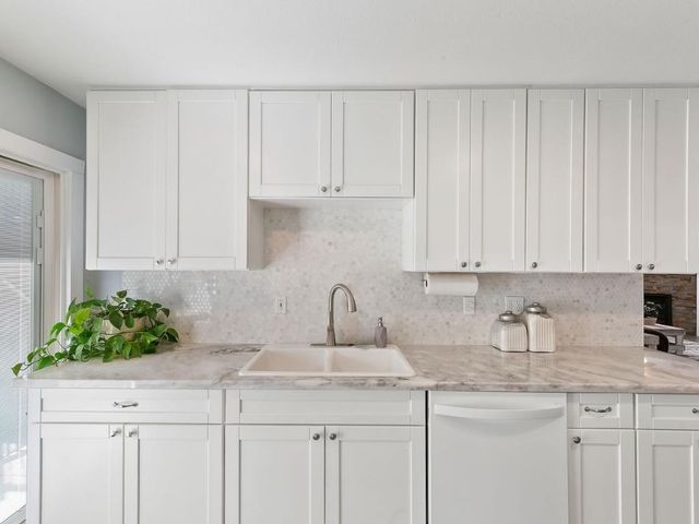 593 Short Rd, Diamond Springs, CA 95619