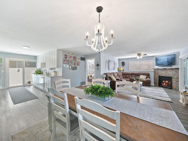 593 Short Rd, Diamond Springs, CA 95619