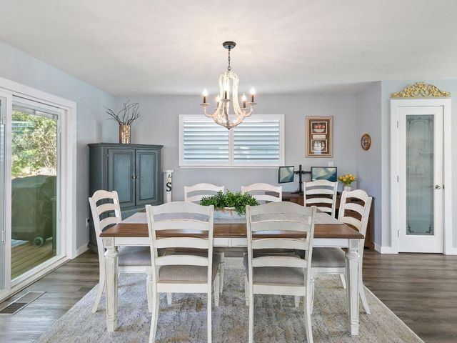 593 Short Rd, Diamond Springs, CA 95619