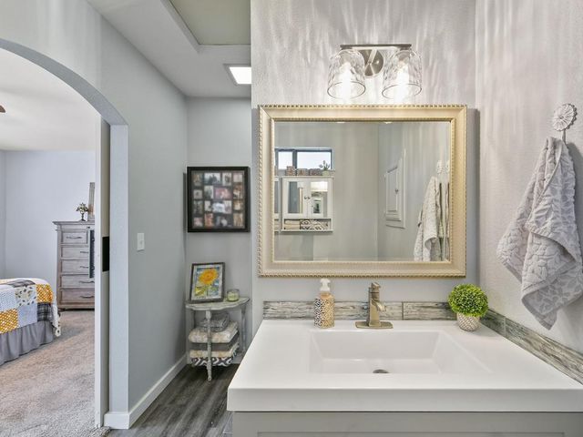 593 Short Rd, Diamond Springs, CA 95619