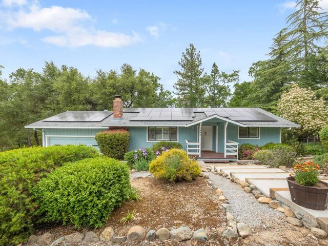 593 Short Rd, Diamond Springs, CA 95619