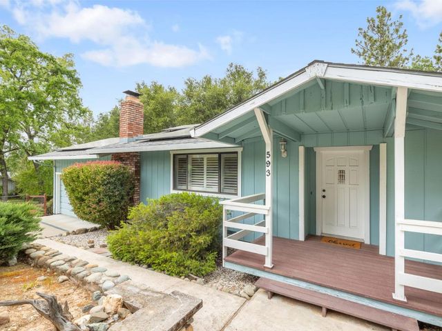 593 Short Rd, Diamond Springs, CA 95619