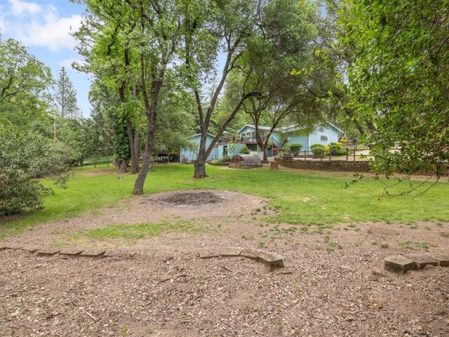 593 Short Rd, Diamond Springs, CA 95619