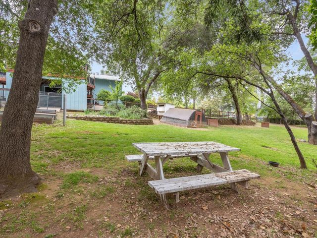 593 Short Rd, Diamond Springs, CA 95619