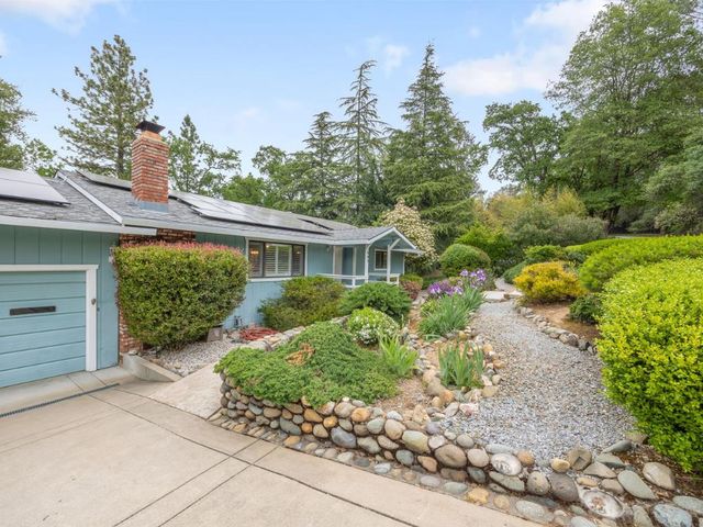 593 Short Rd, Diamond Springs, CA 95619