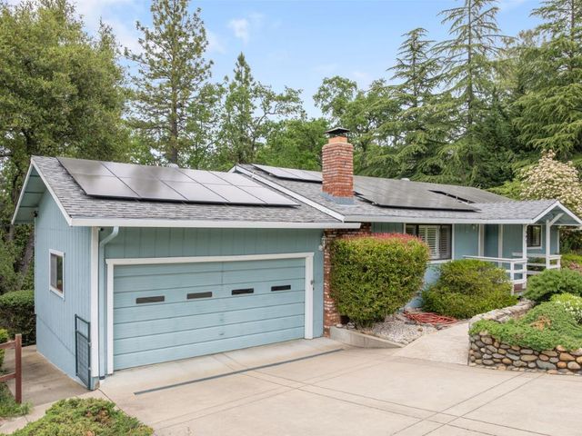 593 Short Rd, Diamond Springs, CA 95619