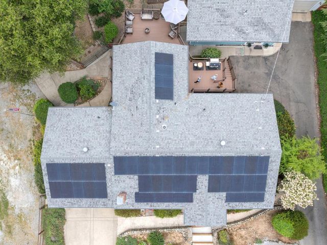 593 Short Rd, Diamond Springs, CA 95619