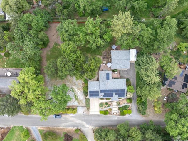 593 Short Rd, Diamond Springs, CA 95619