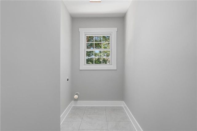 7900 Sweetwater Drive, Douglasville, GA 30135