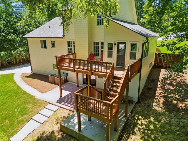 7900 Sweetwater Drive, Douglasville, GA 30135