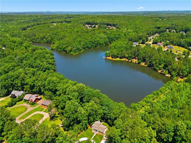 7900 Sweetwater Drive, Douglasville, GA 30135