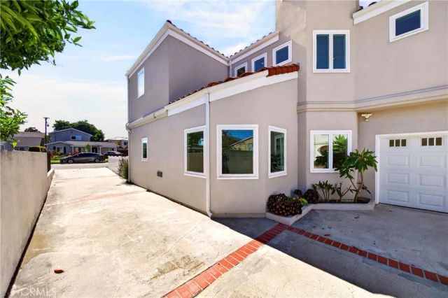 18438 Amie Avenue, Torrance, CA 90504