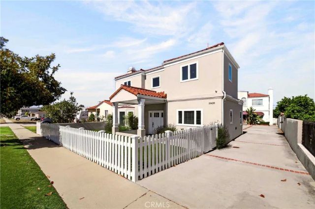 18438 Amie Avenue, Torrance, CA 90504