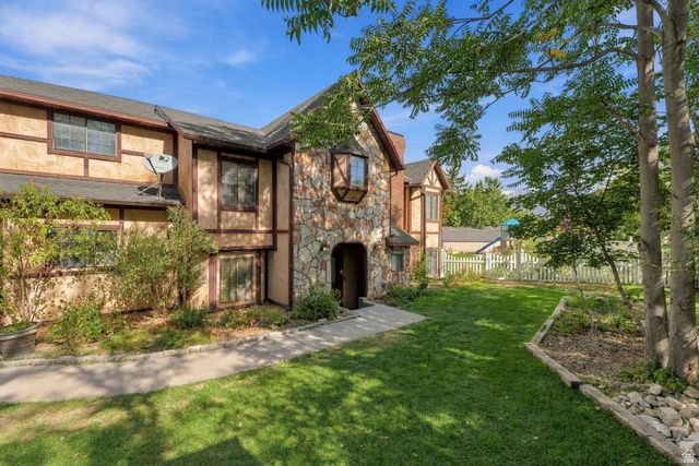 5422 W 10030 N, Highland, UT 84003