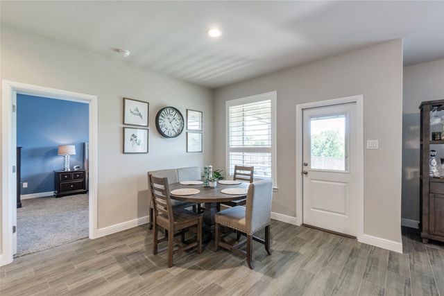 513 Hogan Drive, Denton, TX 76210