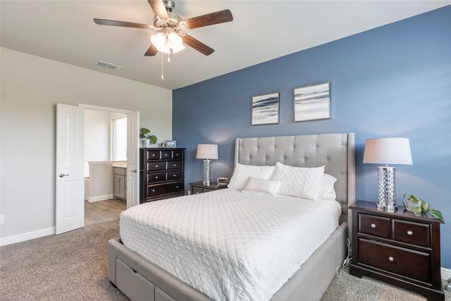 513 Hogan Drive, Denton, TX 76210