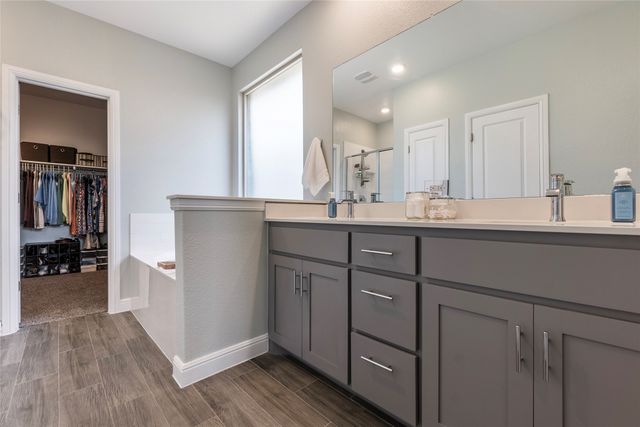 513 Hogan Drive, Denton, TX 76210