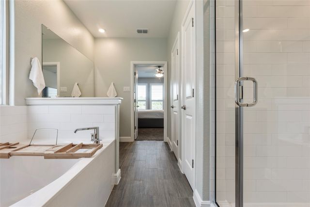 513 Hogan Drive, Denton, TX 76210