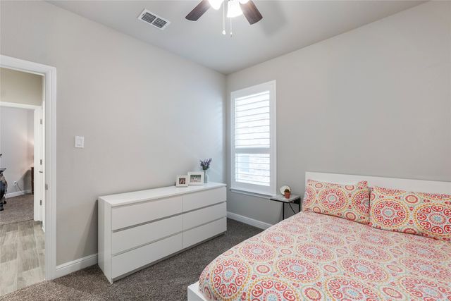 513 Hogan Drive, Denton, TX 76210