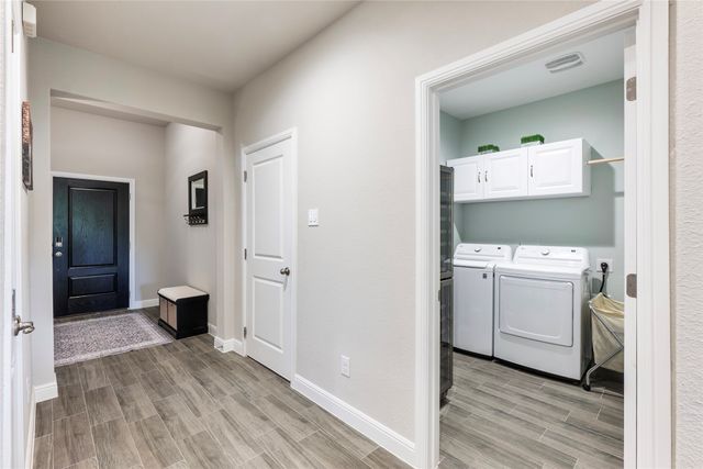 513 Hogan Drive, Denton, TX 76210