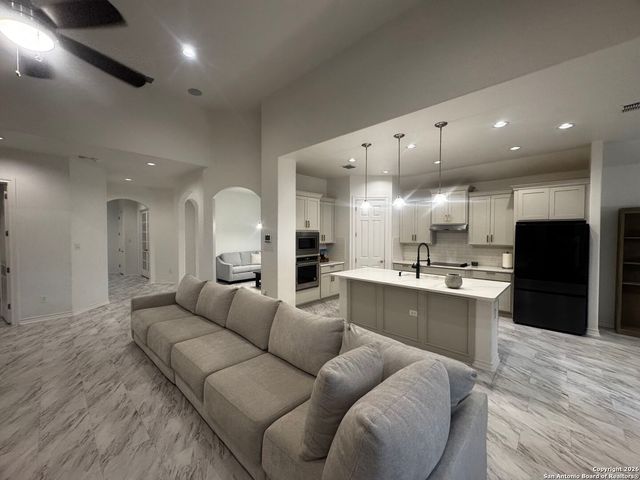 1603 Oak Willow, San Antonio, TX 78245