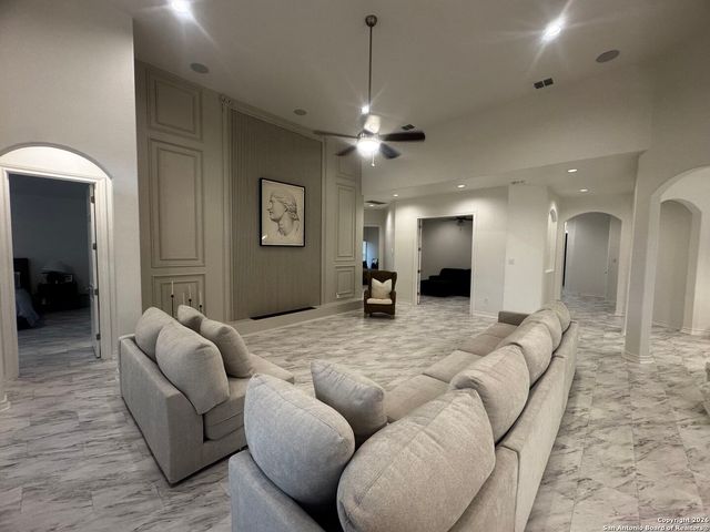 1603 Oak Willow, San Antonio, TX 78245