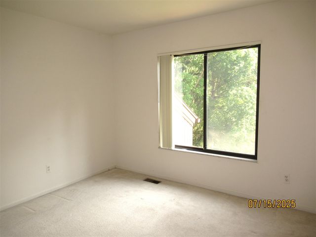 1 Westbury Court, Ann Arbor, MI 48105