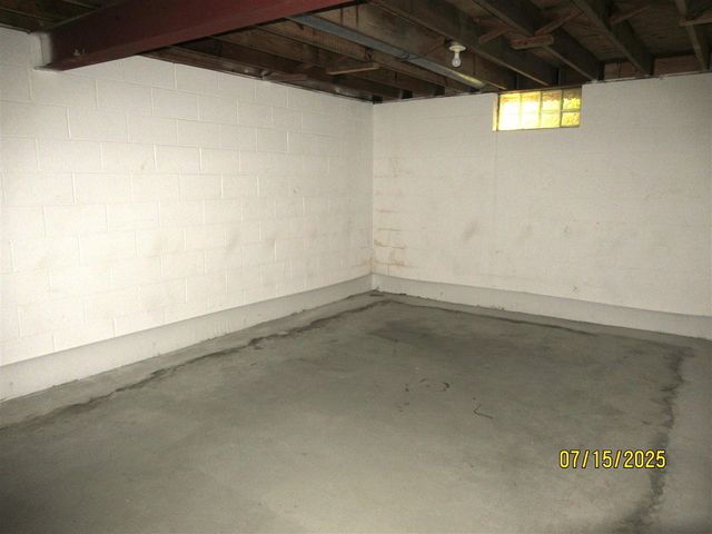 1 Westbury Court, Ann Arbor, MI 48105