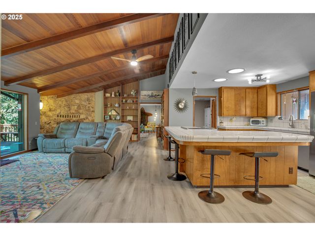 34501 KNOX BUTTE Rd E, Albany, OR 97322